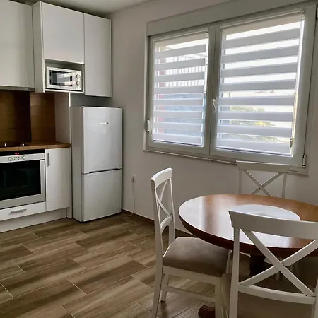 شقة Primorac يوبوسكي